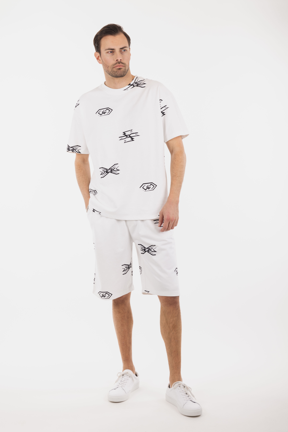 Urban Pioneers Male Pavel Shorts SHORTS WHITE