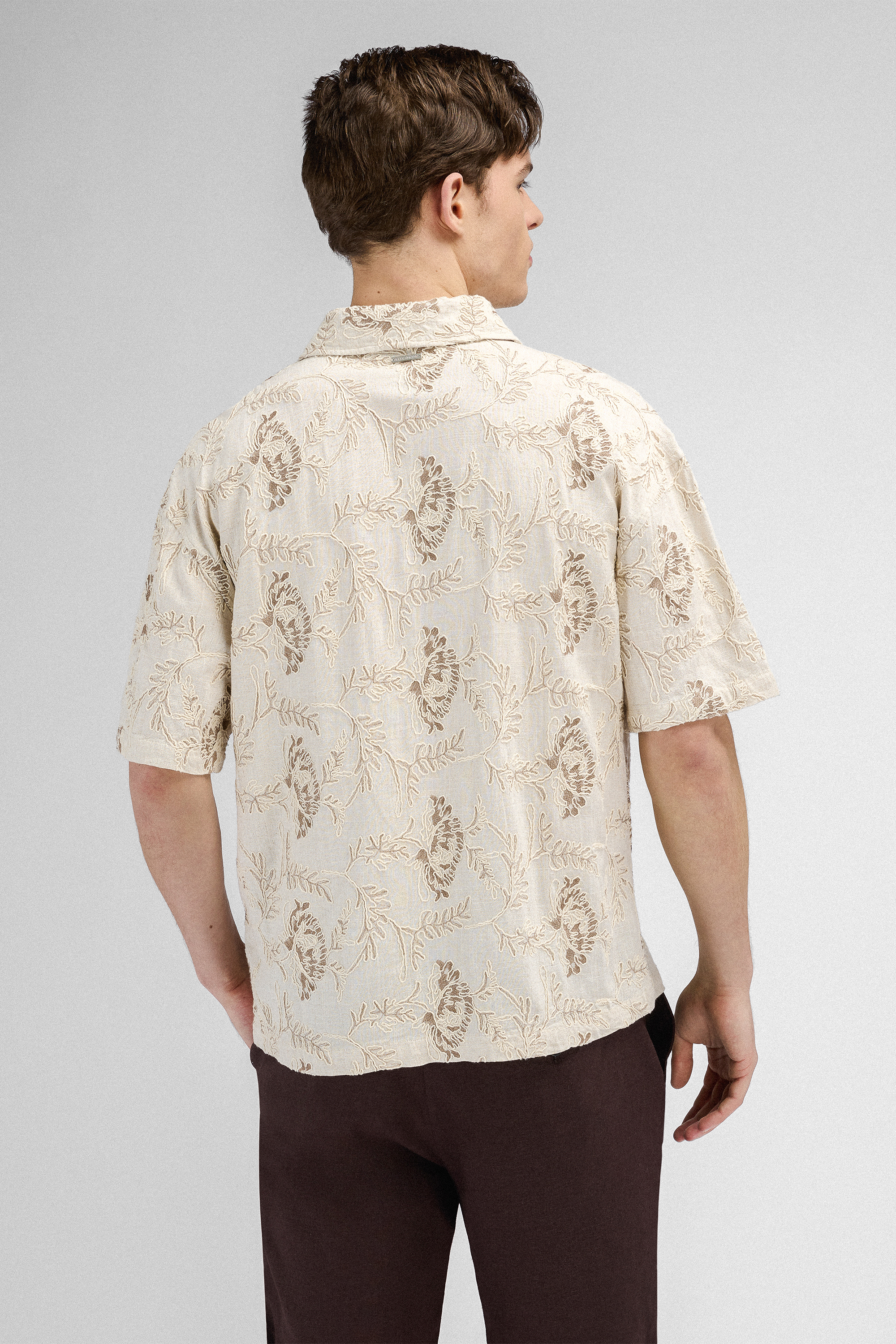 Urban Pioneers Male Ricci SS Shirt SS SHIRT LIGHT SAND AOP