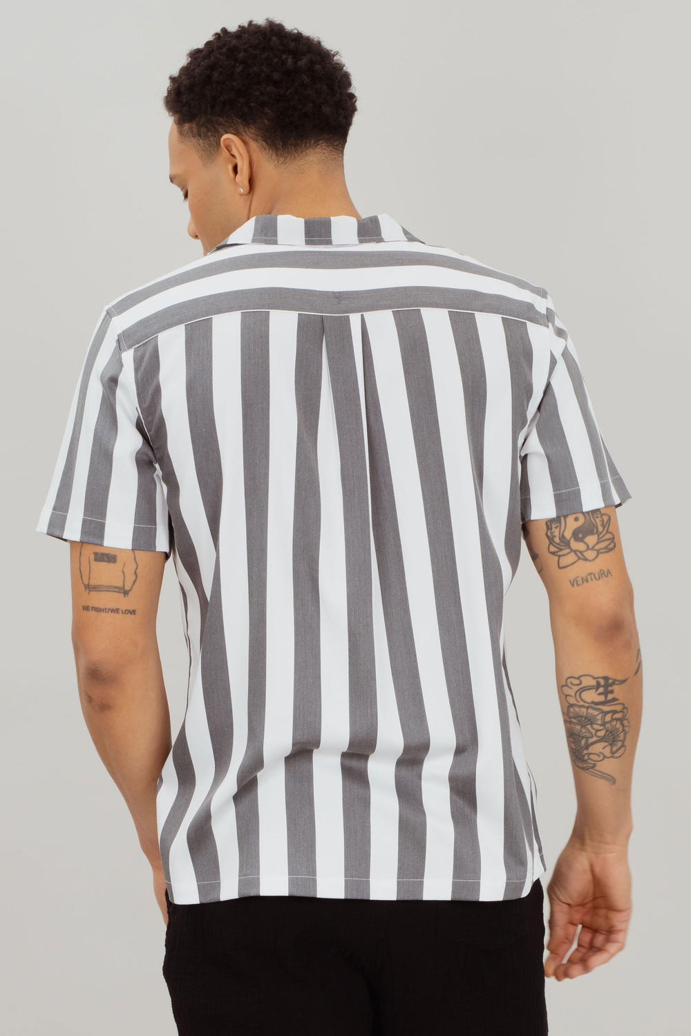 Urban Pioneers Male Rodrigo SS Shirt SS SHIRT GREY