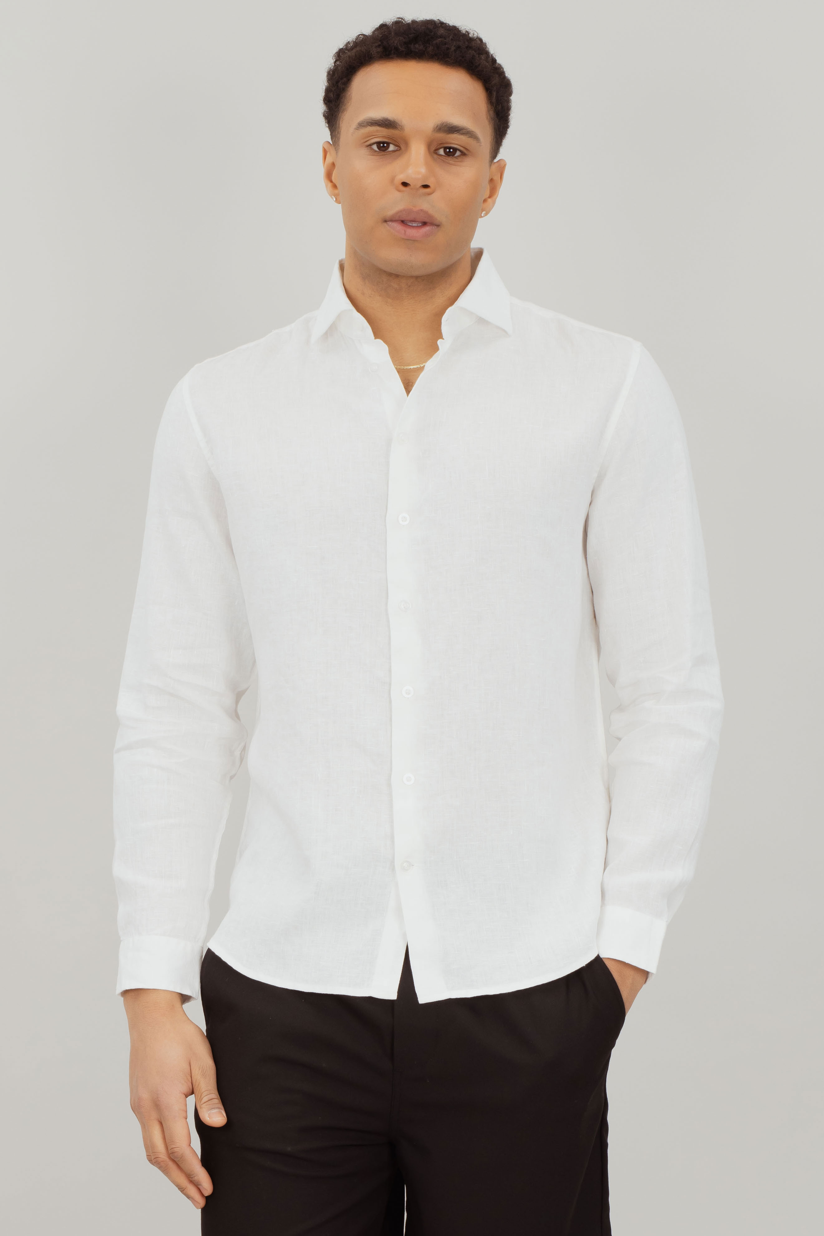 Urban Pioneers Male Salvatore LS SHIRT WHITE