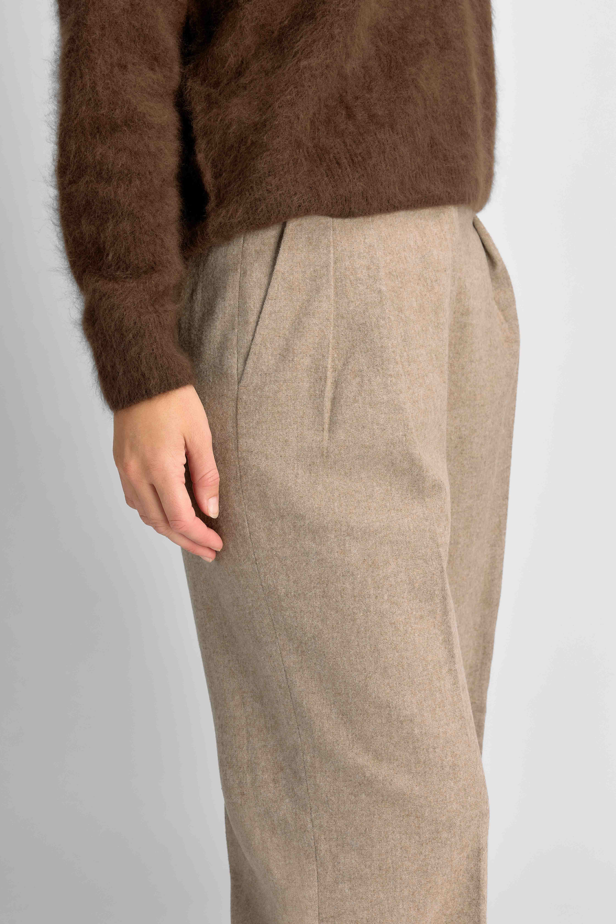 Urban Pioneers Female Sandra Pants PANTS GREY SAND