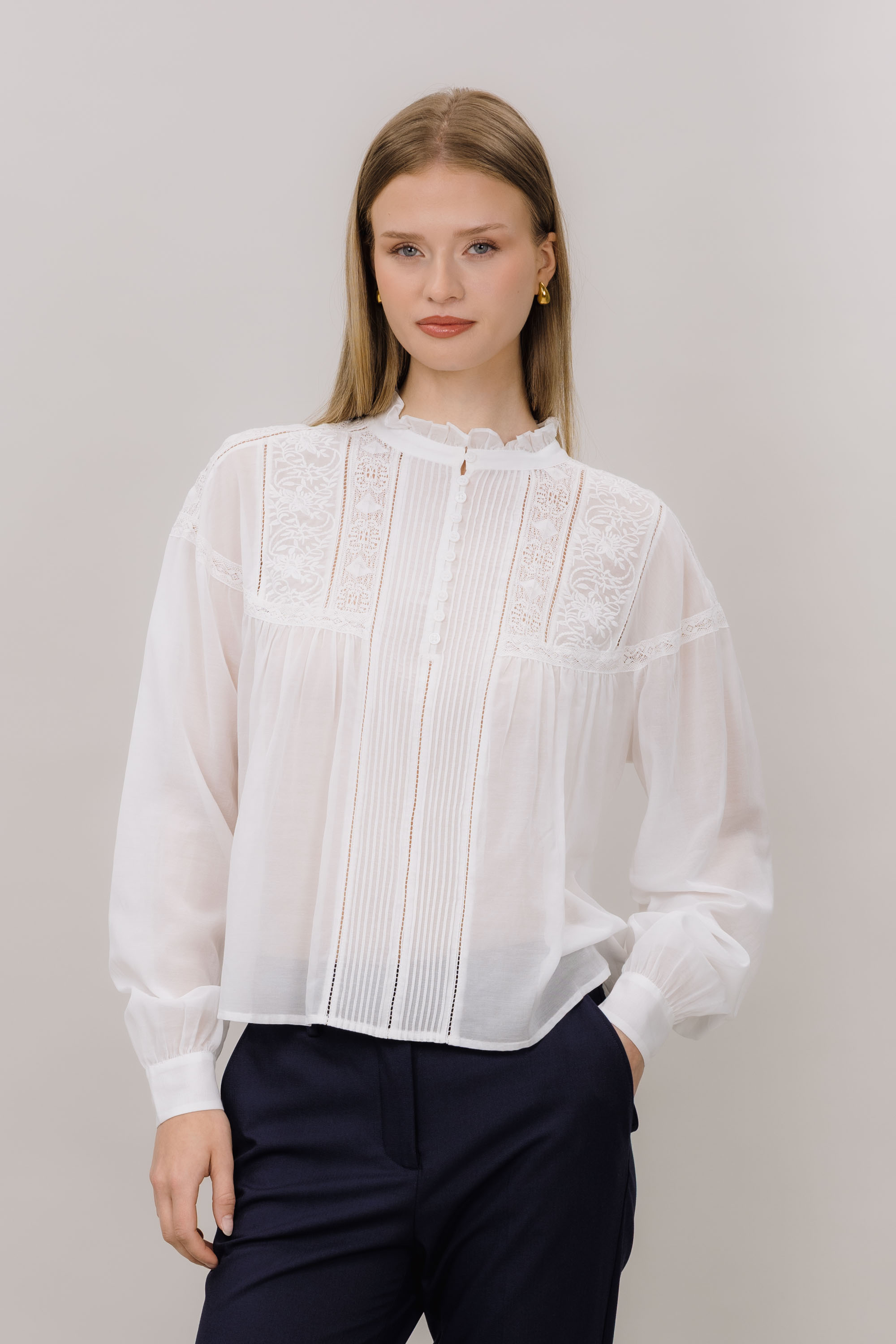 Urban Pioneers Female Selestina Blouse BLOUSE WHITE