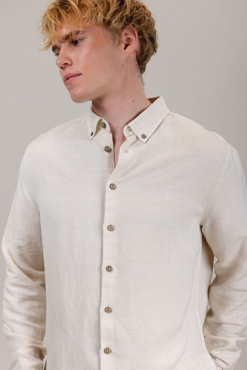 Urban Pioneers Male Stephan LS Shirt SHIRT SAND MEL