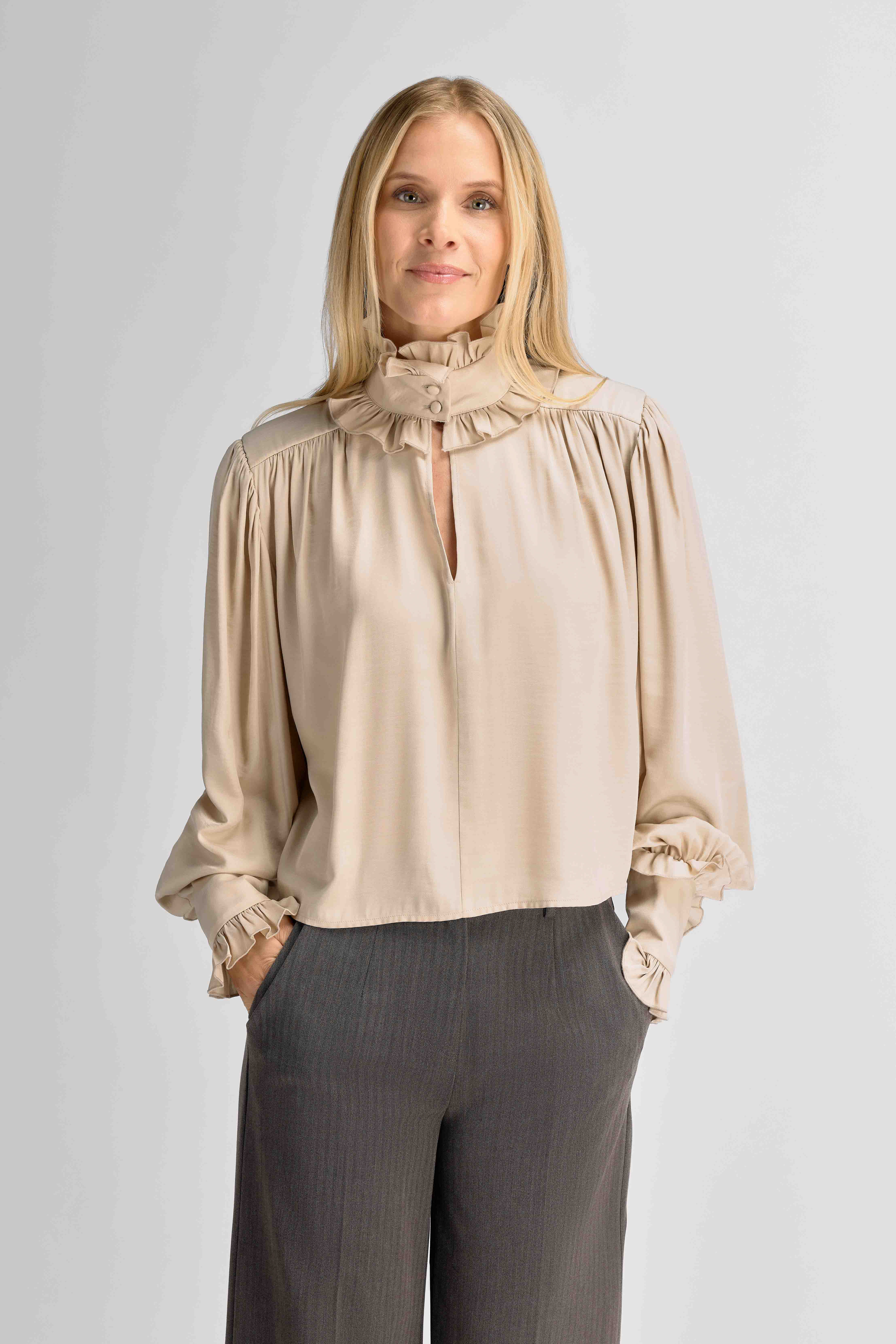 Urban Pioneers Female Sunita Blouse BLOUSE CREAM
