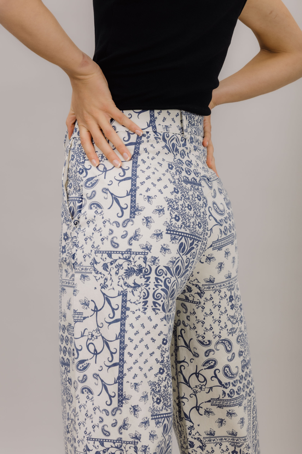 Urban Pioneers Female Terina Pants PANTS NAVY AOP