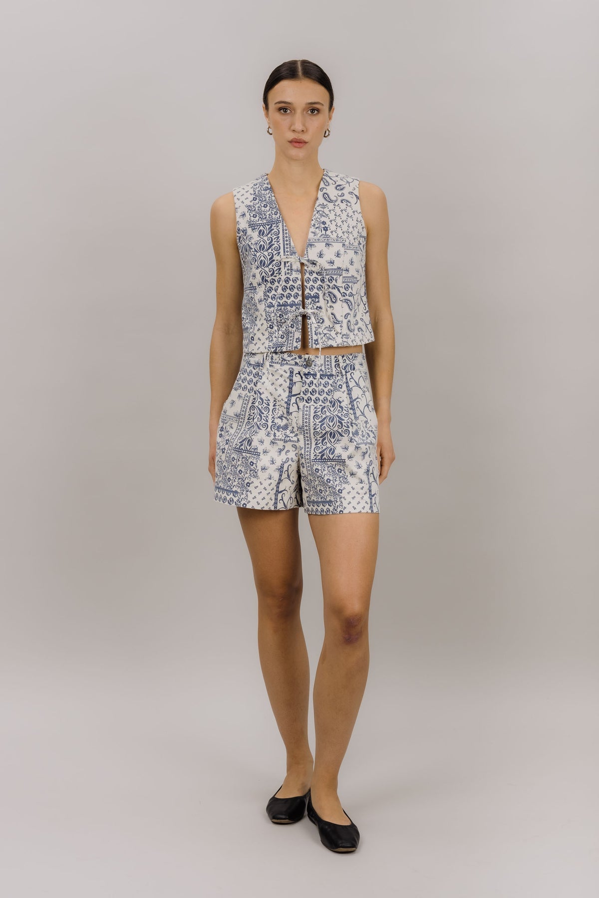 Urban Pioneers Female Terina Shorts SHORTS NAVY AOP