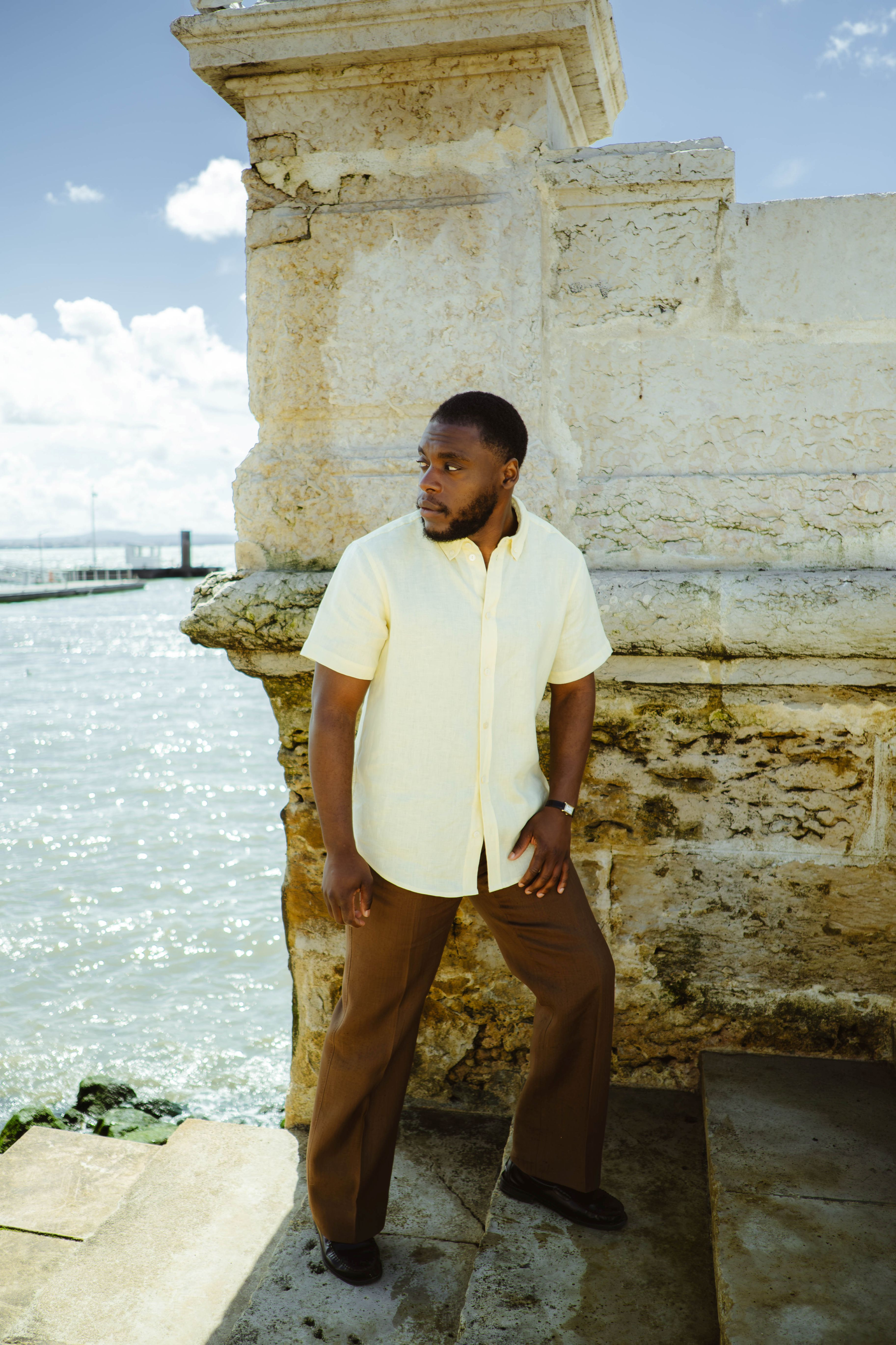 Urban Pioneers Male Thomas SS Shirt SS SHIRT PALE YELLOW