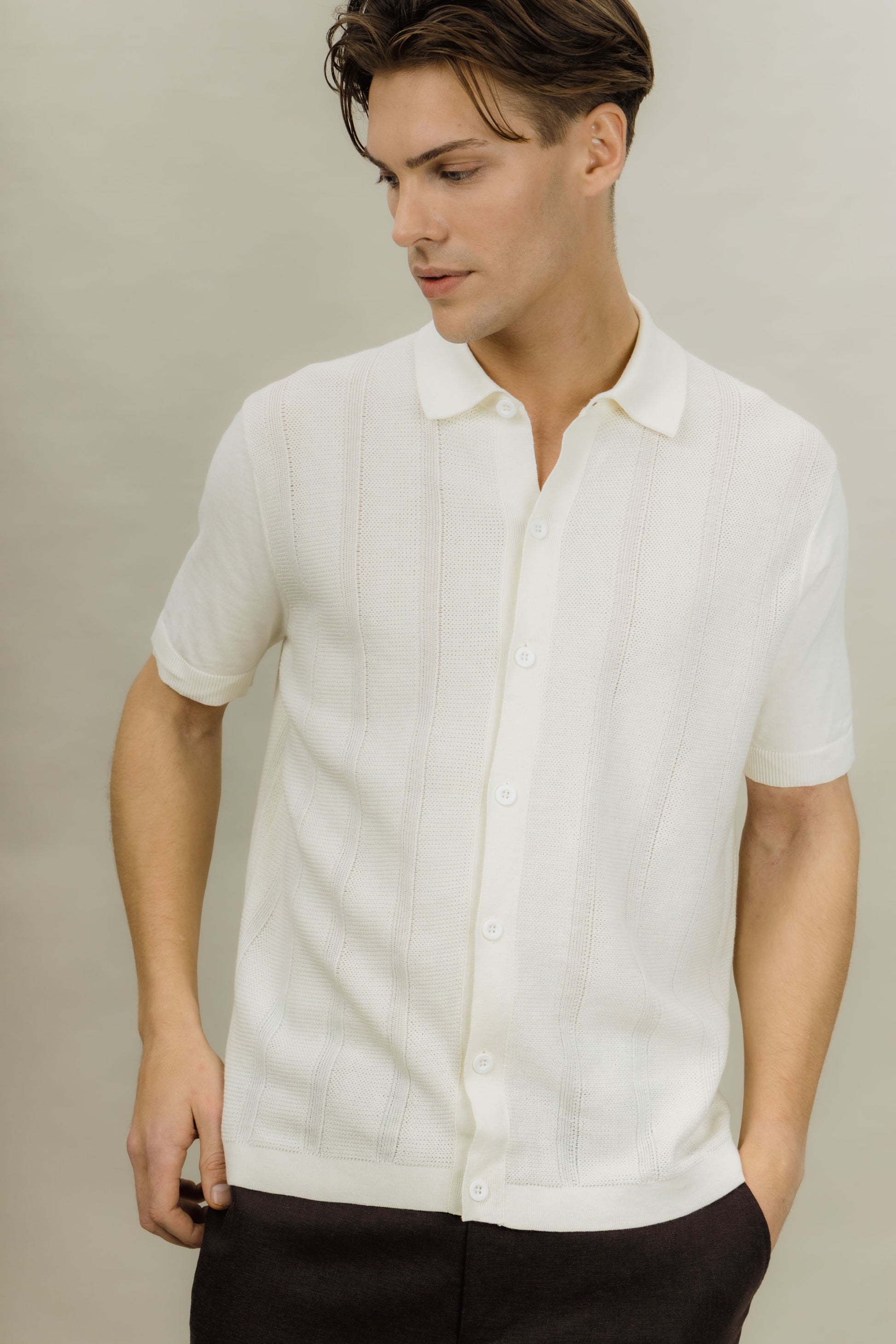 Urban Pioneers Male Vincent SS Shirt SS SHIRT CREAM