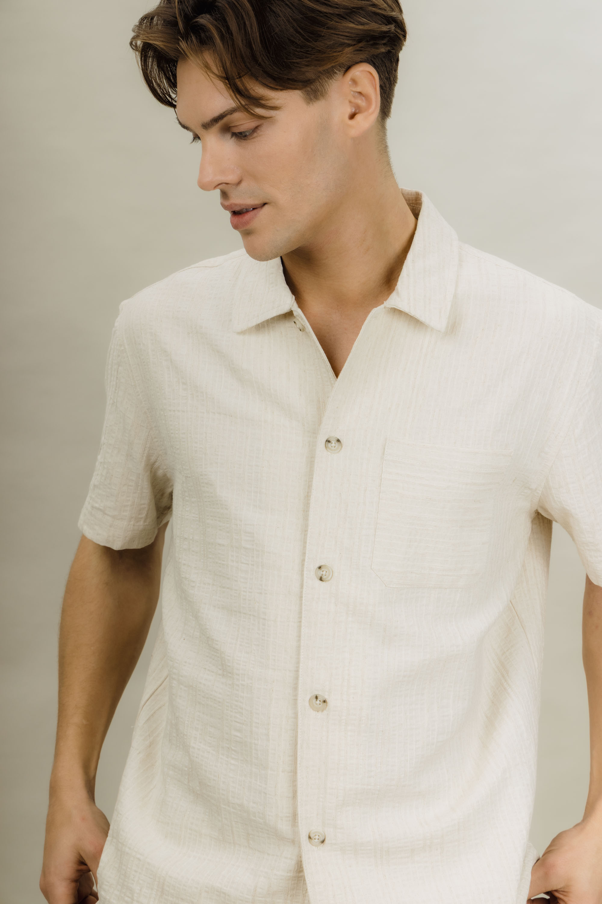 Urban Pioneers Male Vito SS shirt SS SHIRT LIGHT SAND