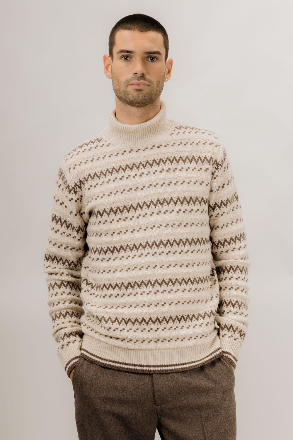 Urban Pioneers Male Whitaker Sweater SWEATER SAND MULTI