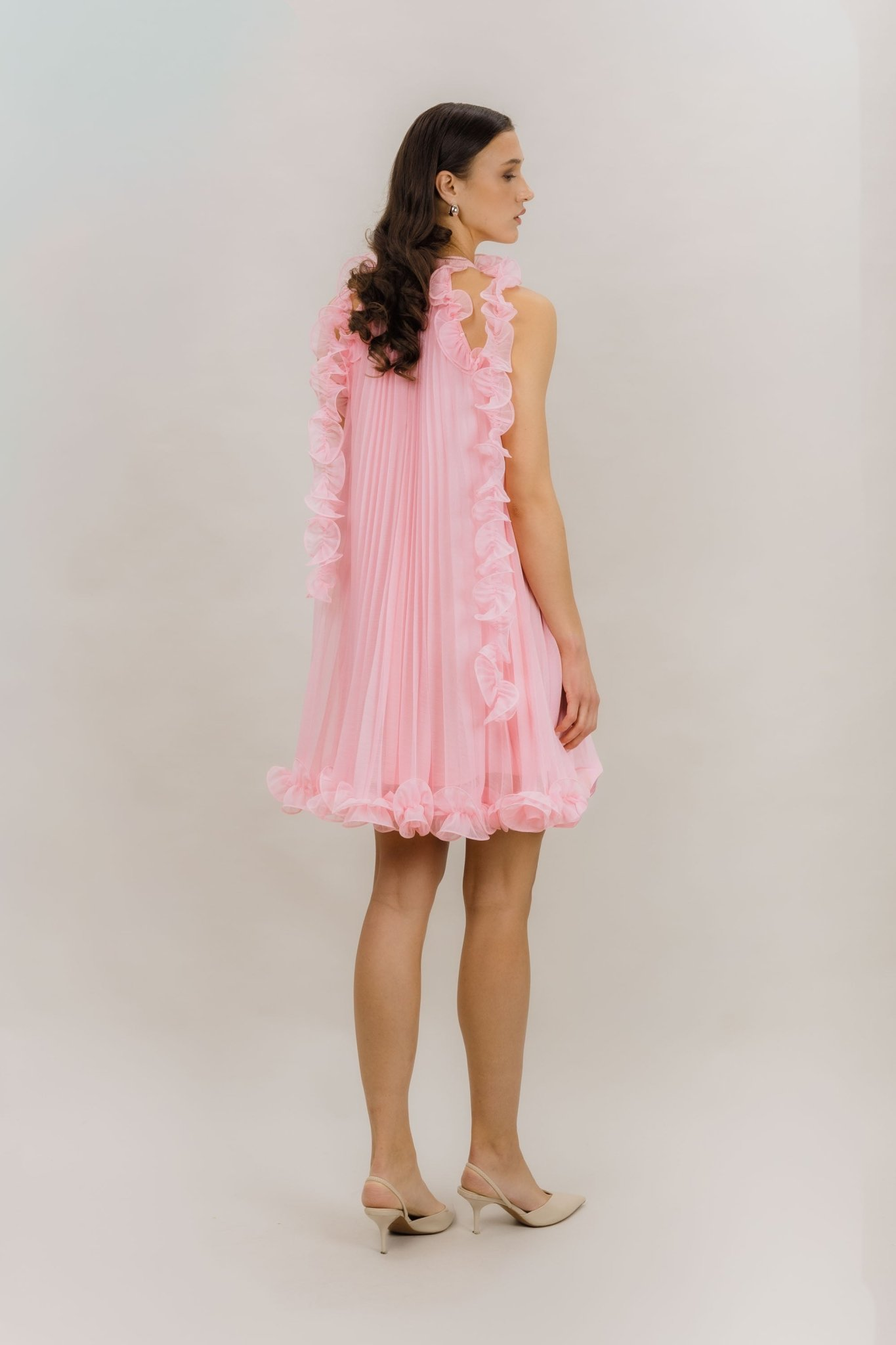 Freya Dress - ALMOND BLOSSOM fra Urban Pioneers