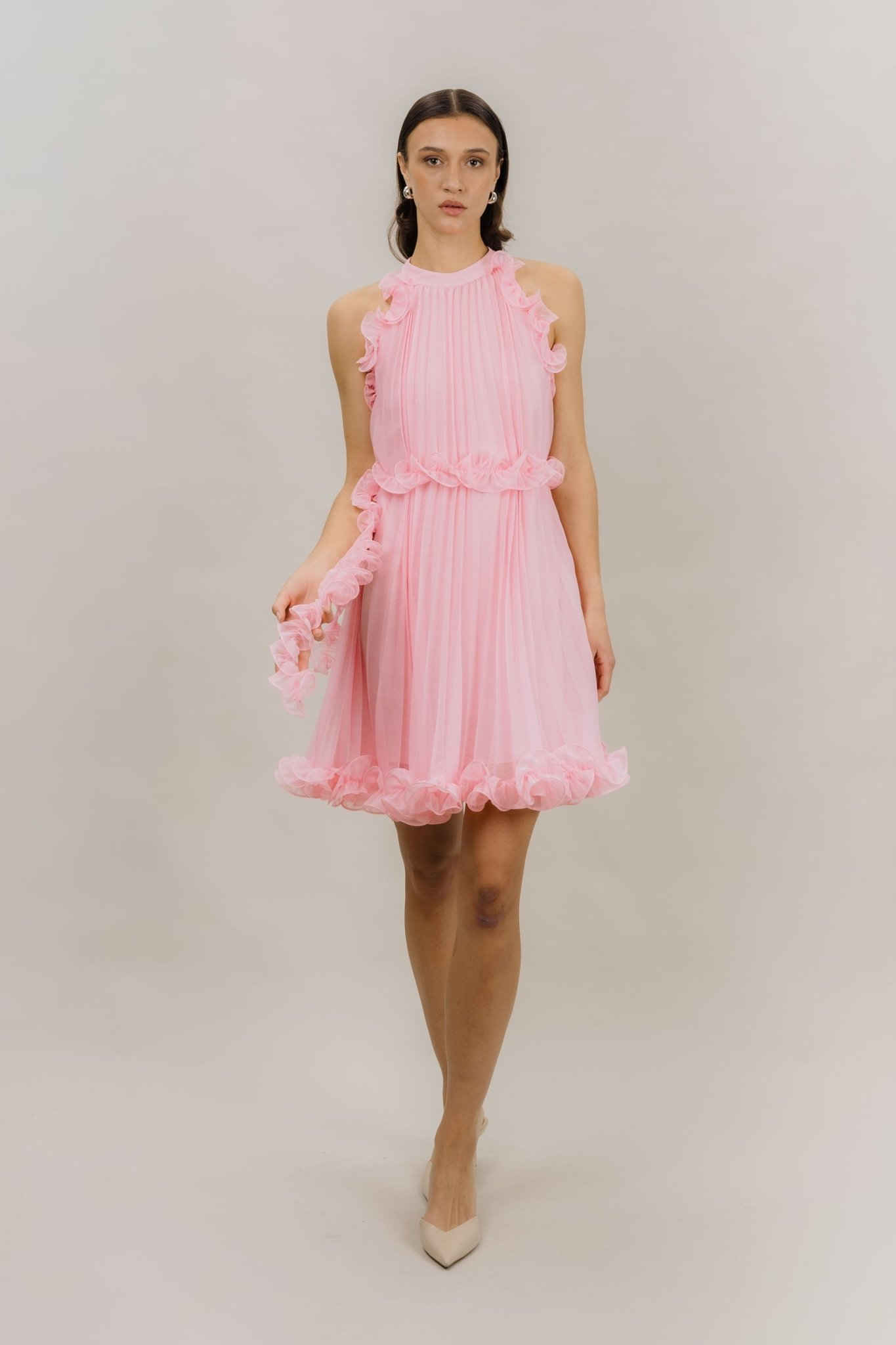 Freya Dress - ALMOND BLOSSOM fra Urban Pioneers