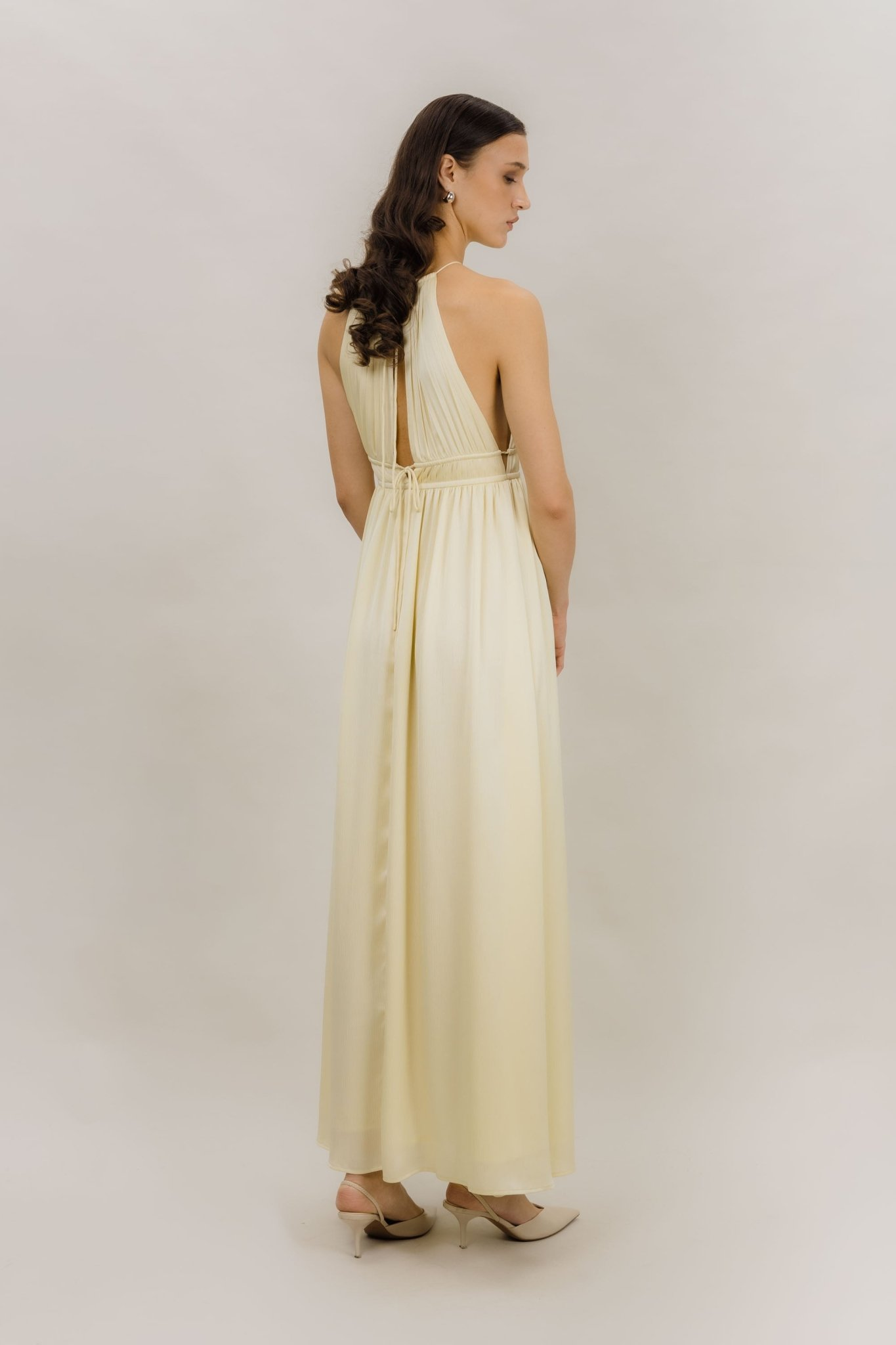 Lillibeth Dress - PASTEL YELLOW fra Urban Pioneers