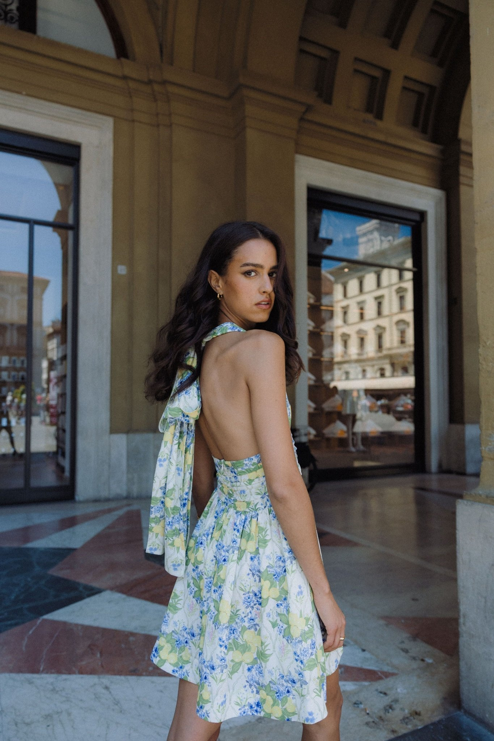 Liora Dress fra Urban Pioneers