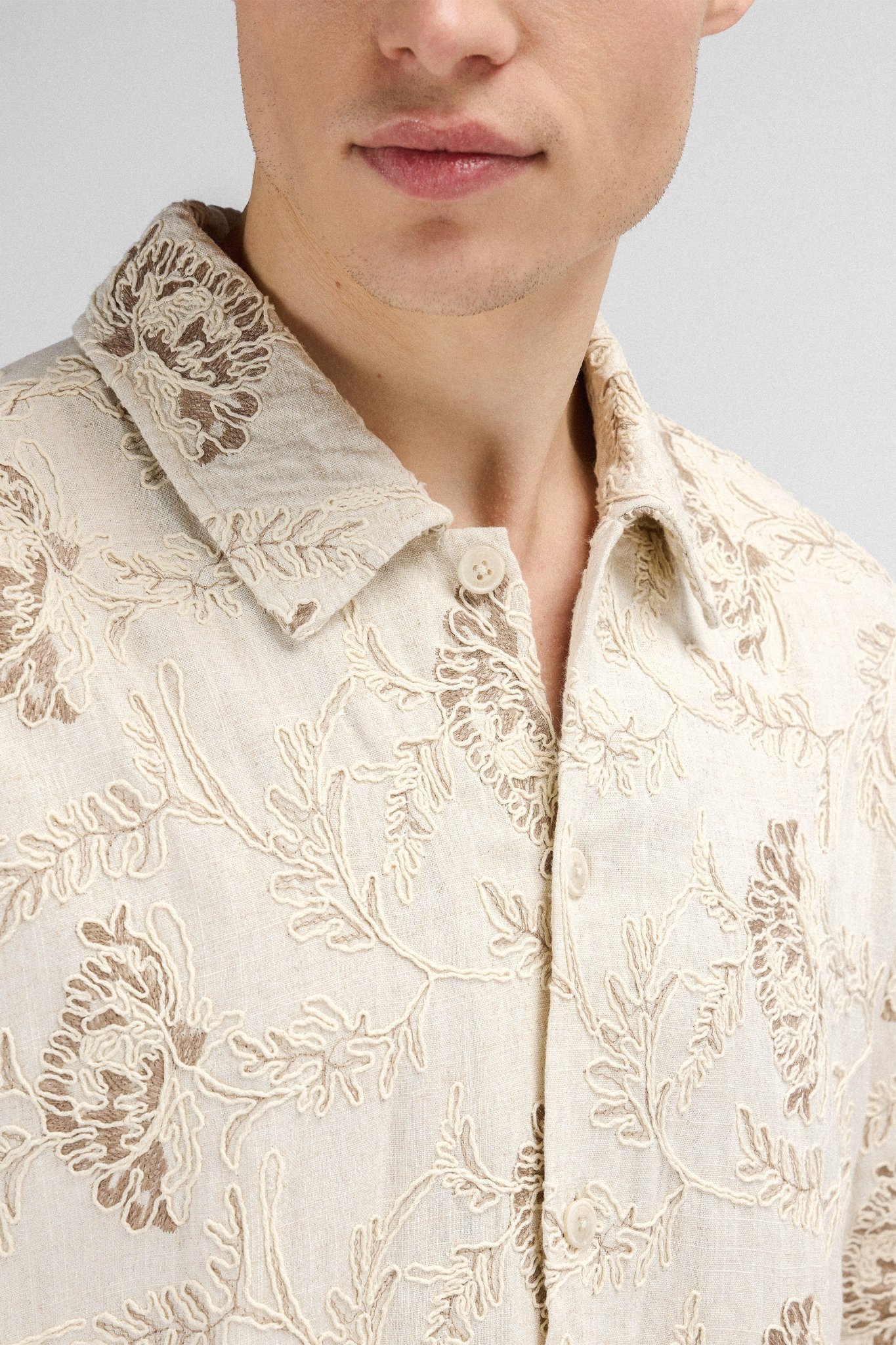 Ricci SS Shirt fra Urban Pioneers