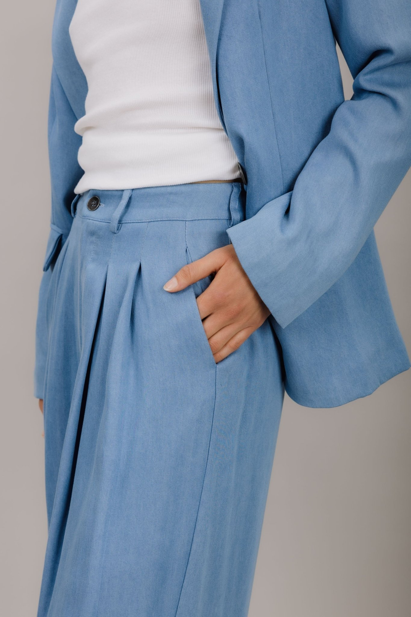 Tharia Pants fra Urban Pioneers